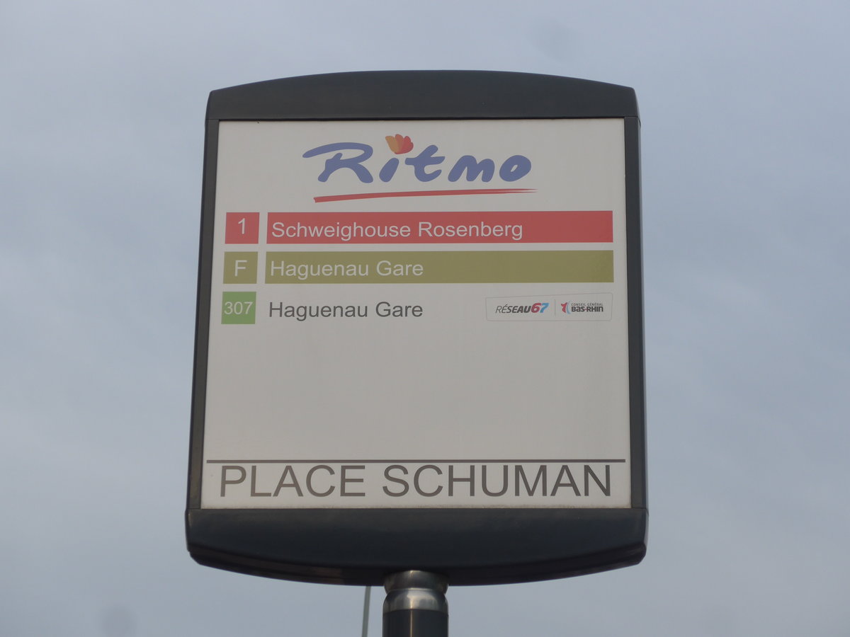 (204'125) - Bus-Haltestelle - Haguenau, Place Schumann - am 26. April 2019
