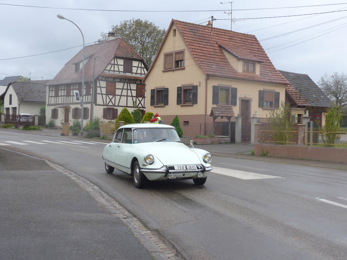 (204'225) - Citron - 750 JD 03 - am 27. April 2019 in Stundwiller, Rue Principale