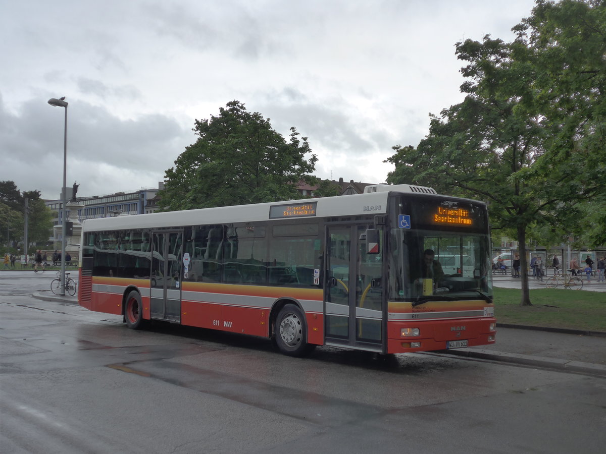 (204'676) - NVG Wrzburg - Nr. 611/W-VV 611 - MAN am 9. Mai 2019 beim Bahnhof Wrzburg