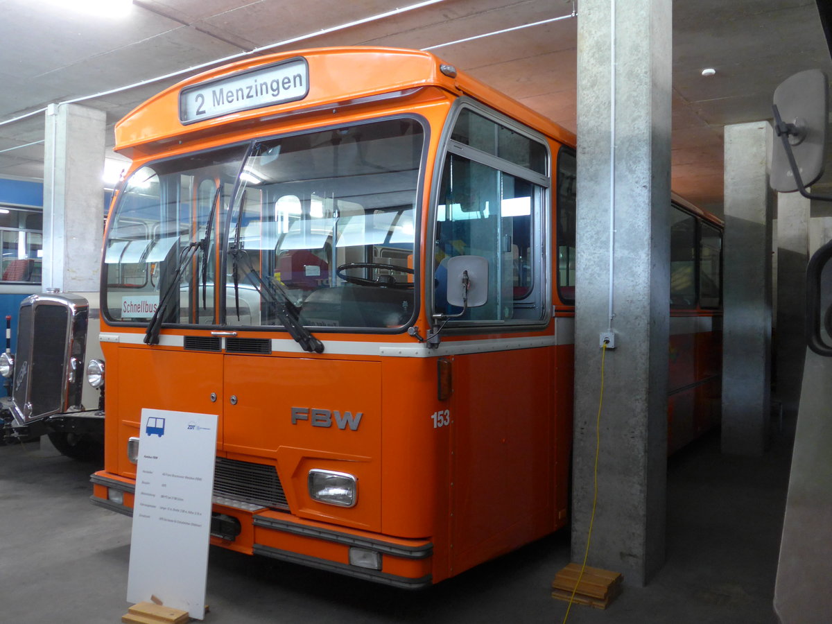 (205'221) - ZVB Zug - Nr. 153 - FBW/Hess (ex Nr. 28; ex Nr. 3) am 18. Mai 2019 in Neuheim, ZDT