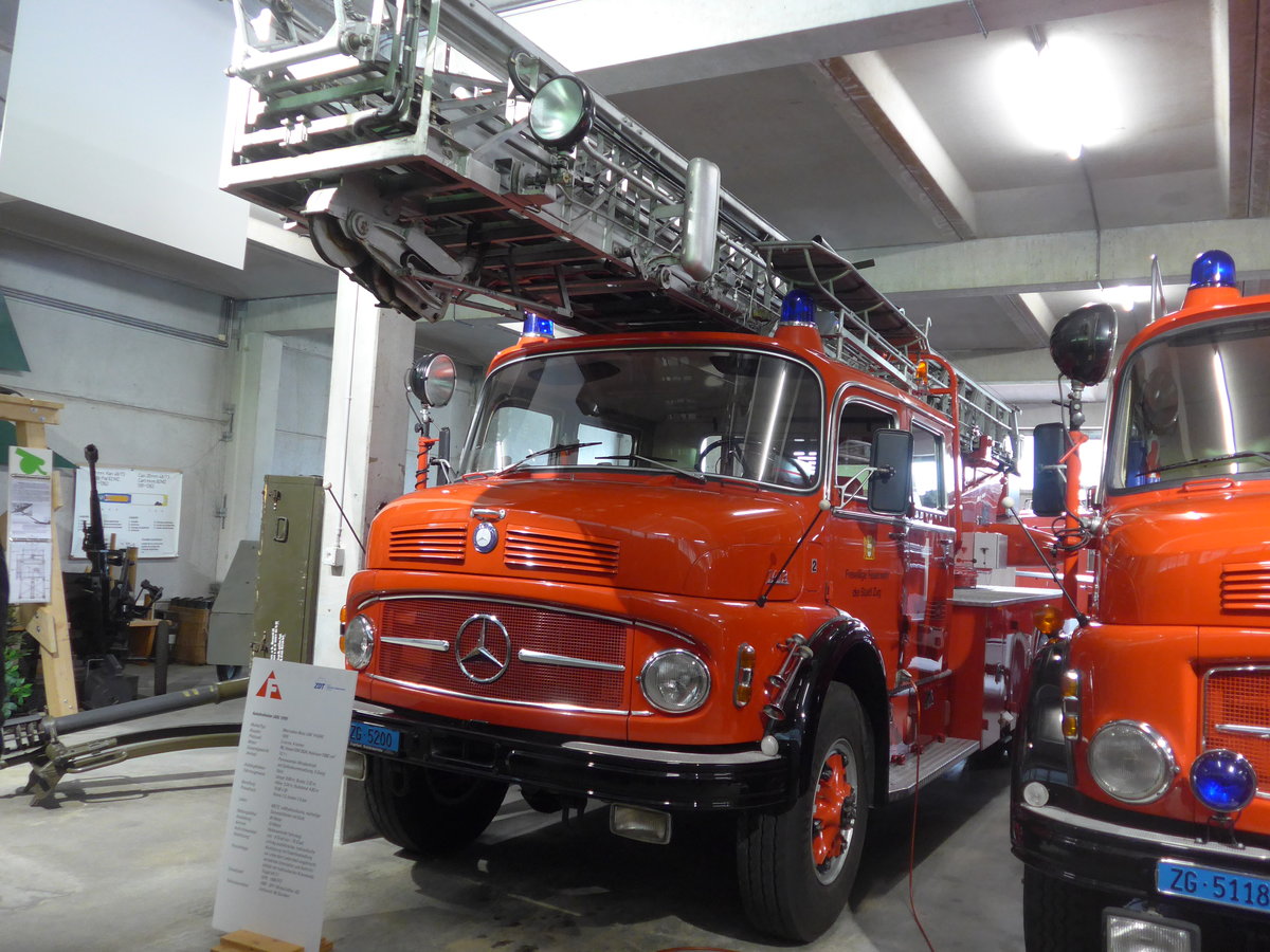(205'268) - Freiw. Feuerwehr, Zug - Nr. 1/ZG 5200 - Mercedes am 18. Mai 2019 in Neuheim, ZDT