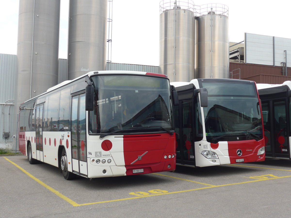 (205'467) - TPF Fribourg - Nr. 94/FR 300'233 - Volvo am 25. Mai 2019 in Romont, Garage