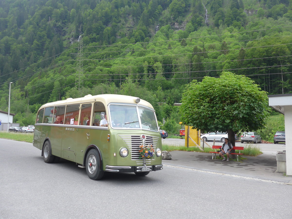 (206'349) - Nostalgieclub, Filzbach - SG 252'661 - FBW/R&J (ex Steiner, Kaltbrunn; ex Grnenfelder, Walenstadt) am 15. Juni 2019 in Engi, Garage AS