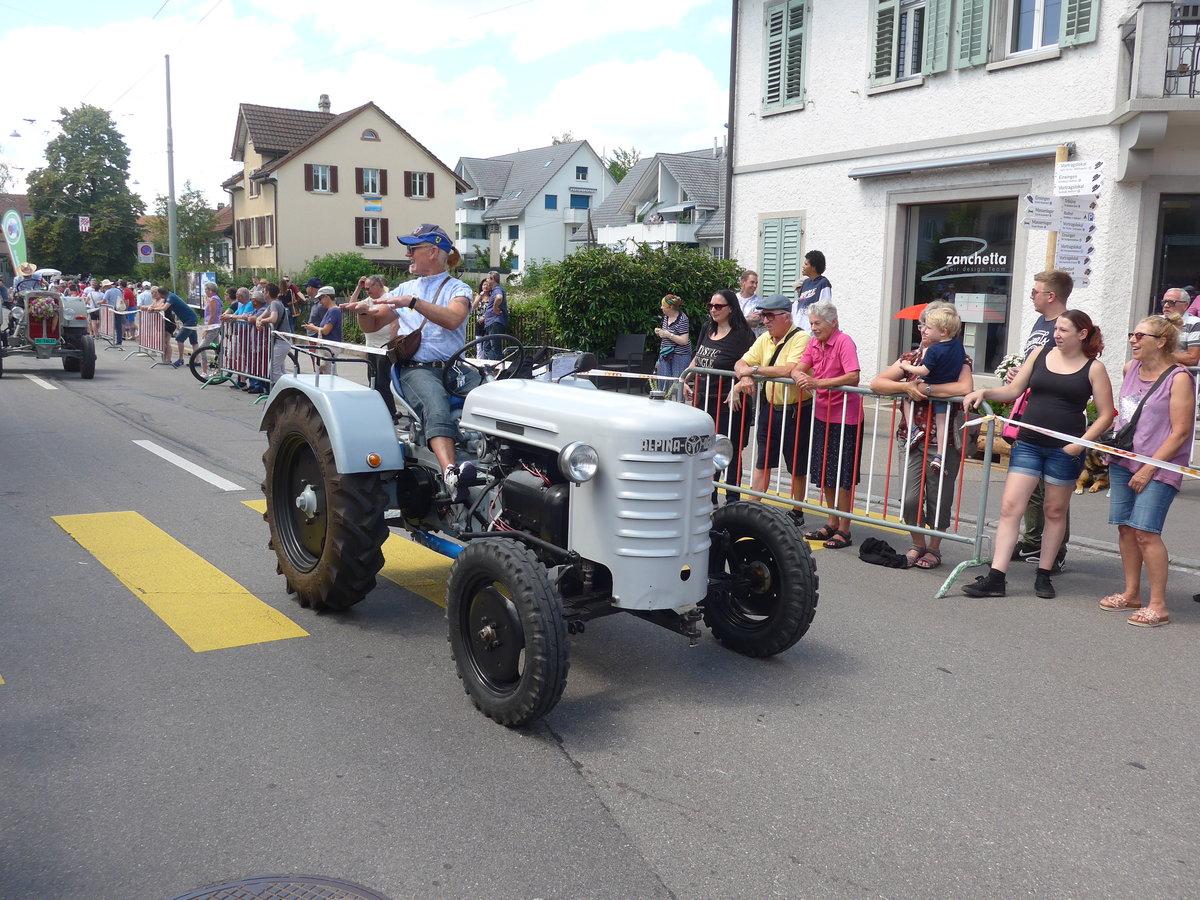 (206'723) - Alpina - ZH 6594 - am 23. Juni 2019 am Jodlerfest-Umzug in Winterthur