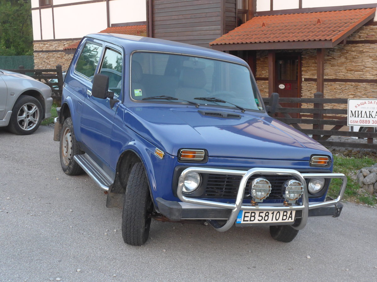 (206'974) - Lada - EB 5810 BA - am 2. Juli 2019 in Gabrovo