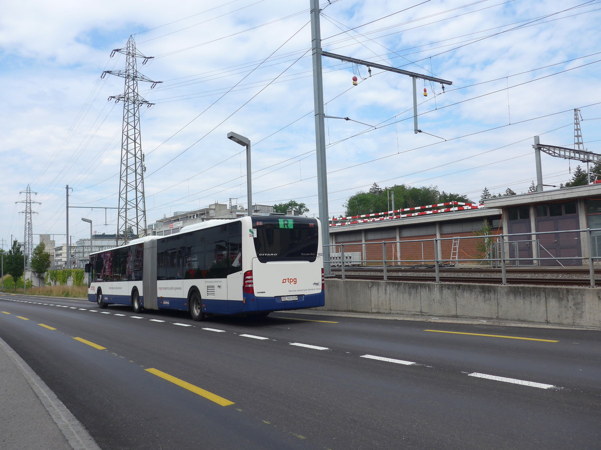 (207'598) - Genve-Tours, Genve - Nr. 1925/GE 960'949 - Mercedes am 8. Juli 2019 beim Bahnhof Zollikofen