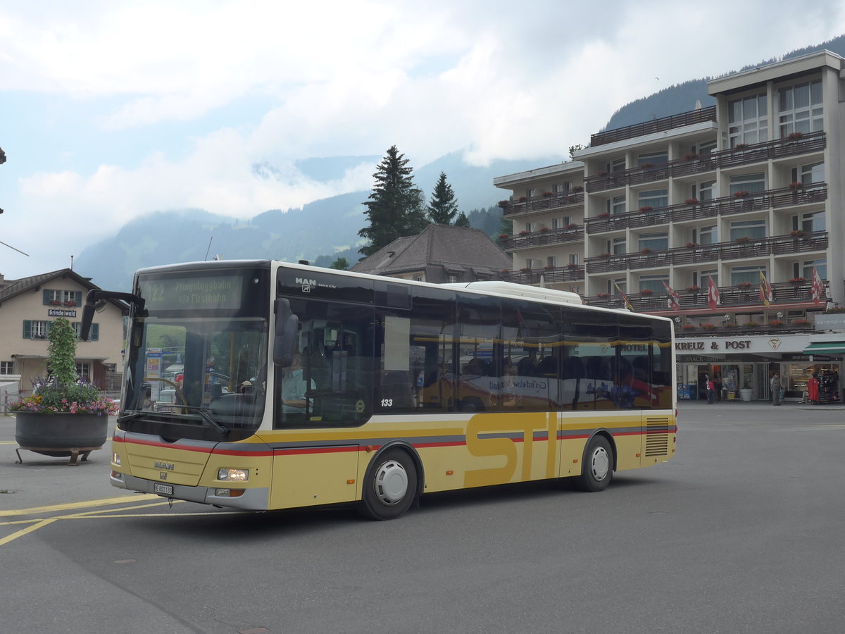 (207'761) - STI Thun - Nr. 133/BE 801'133 - MAN/Gppel am 9. Juli 2019 beim Bahnhof Grindelwald (Einsatz AVG G.)