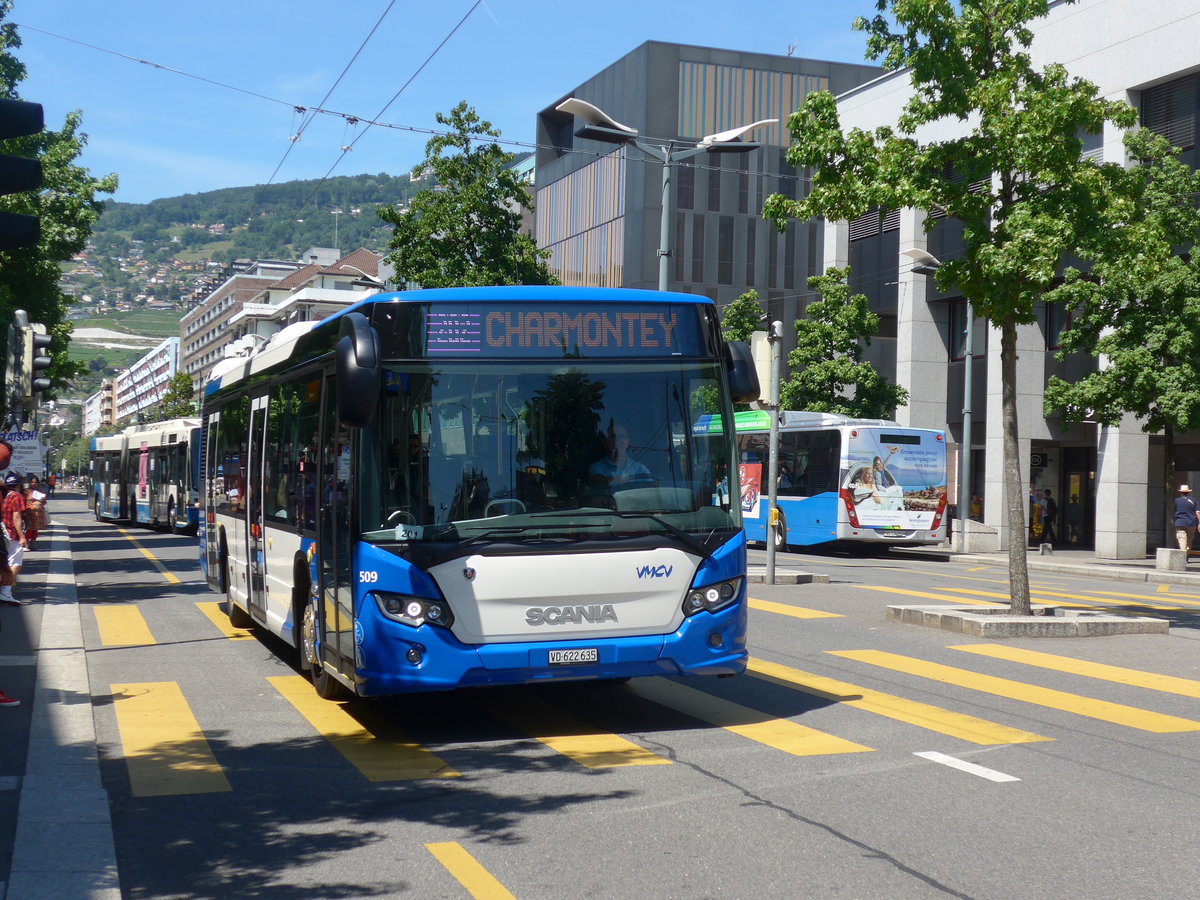 (208'448) - VMCV Clarens - Nr. 509/VD 622'635 - Scania am 4. August 2019 beim Bahnhof Vevey