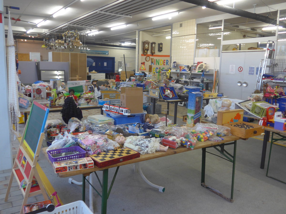 (209'354) - Spielwarenverkauf 2019 im BrockiShop Thun am 7. September 2019