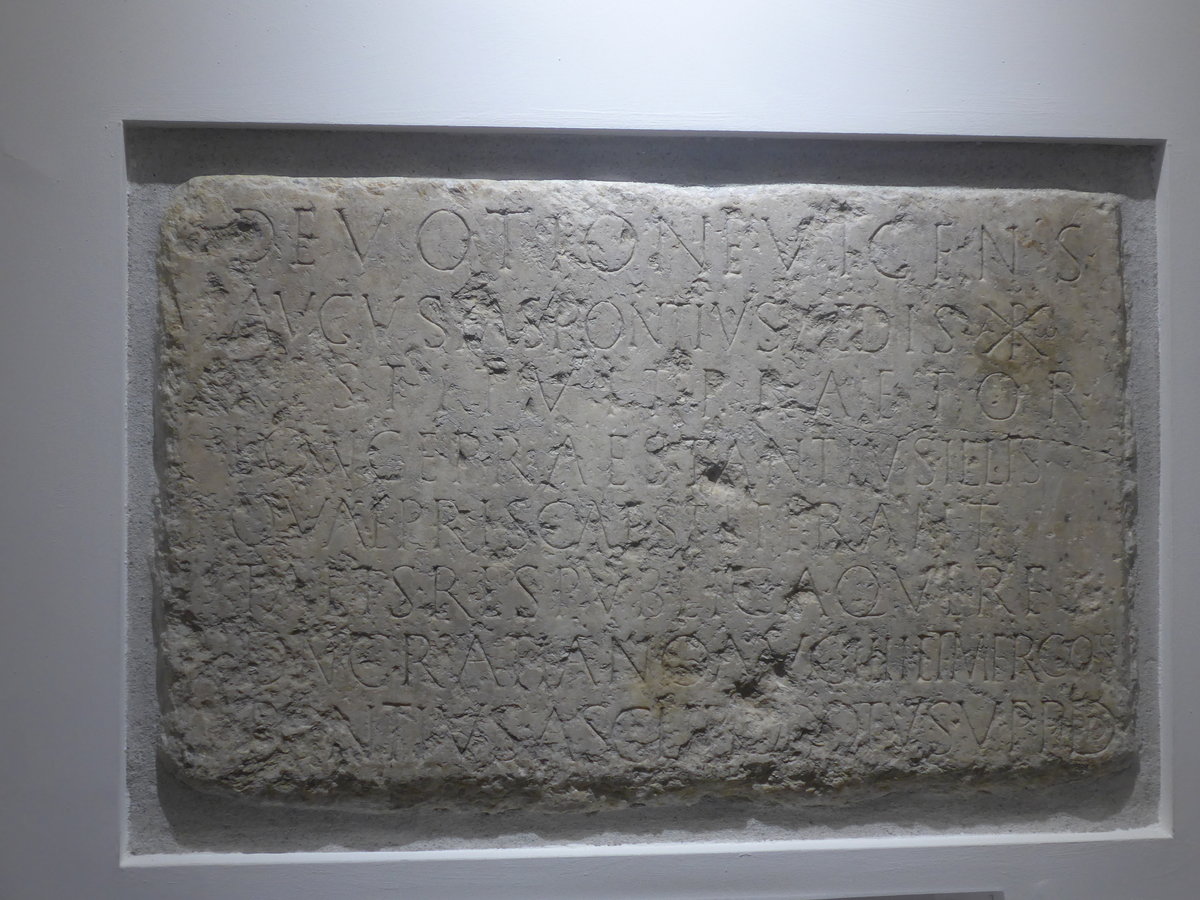 (209'487) - Weiheinschrift aus dem Jahre 377 nach Christus am 9. September 2019 im Rathaus von Sion