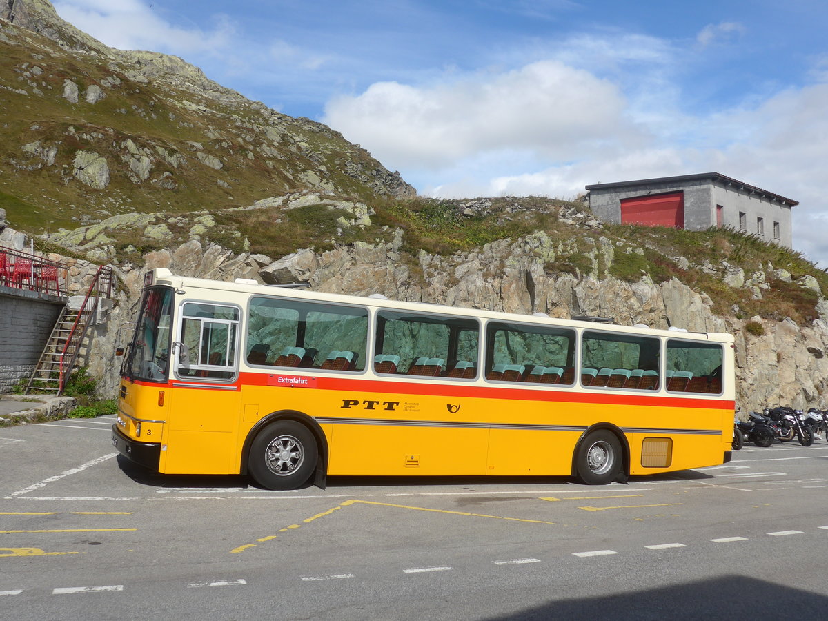 (209'794) - Kolb, Grasswil - Nr. 3/BE 93'915 - Saurer/R&J (ex Schmocker, Stechelberg Nr. 3; ex Schmocker, Stechelberg Nr. 1; ex Gertsch, Stechelberg Nr. 1) am 22. September 2019 in Grimsel, Rest. Grimselblick