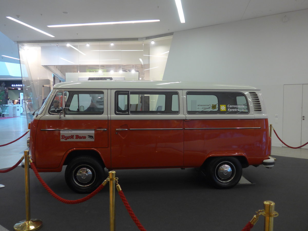 (210'105) - Interbus, Kerzers -  BE 301  - VW am 12. Oktober 2019 in Bern, Westside (Einsatz Dysli)