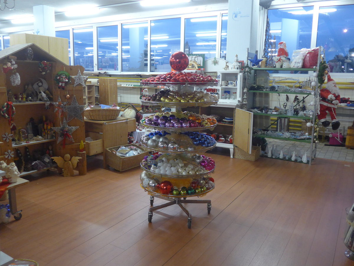 (210'378) - Weihnachtsverkauf 2019 im BrockiShop Thun am 19. Oktober 2019
