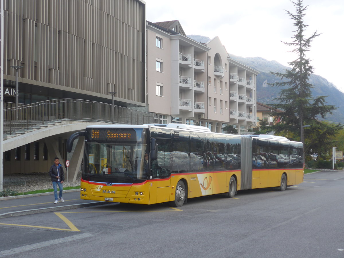 (210'943) - PostAuto Wallis - Nr. 63/VS 49'629 - MAN am 9. November 2019 in Saillon, les Bain