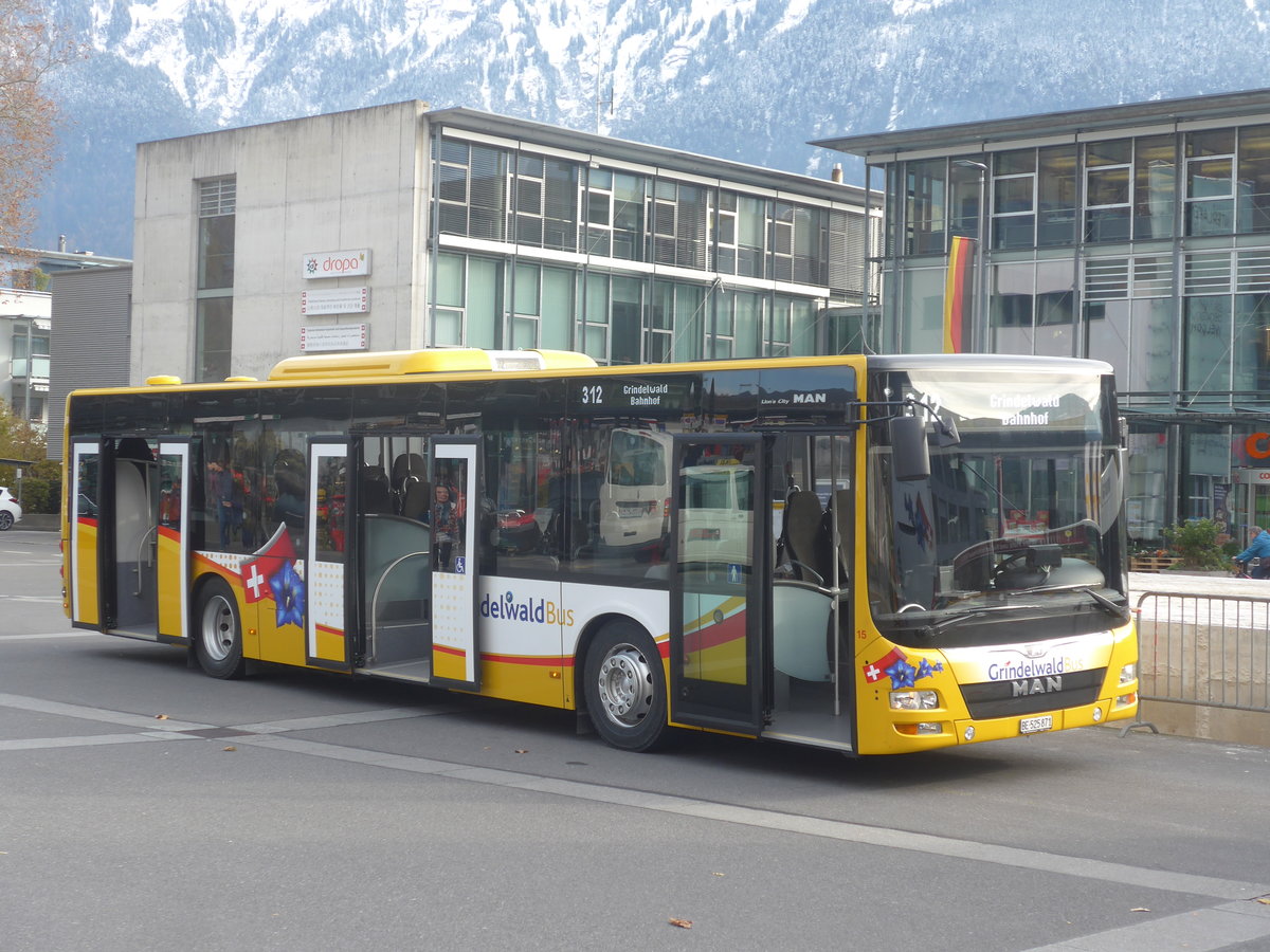 (211'034) - AVG Grindelwald - Nr. 15/BE 525'871 - MAN am 11. November 2019 beim Bahnhof Interlaken Ost