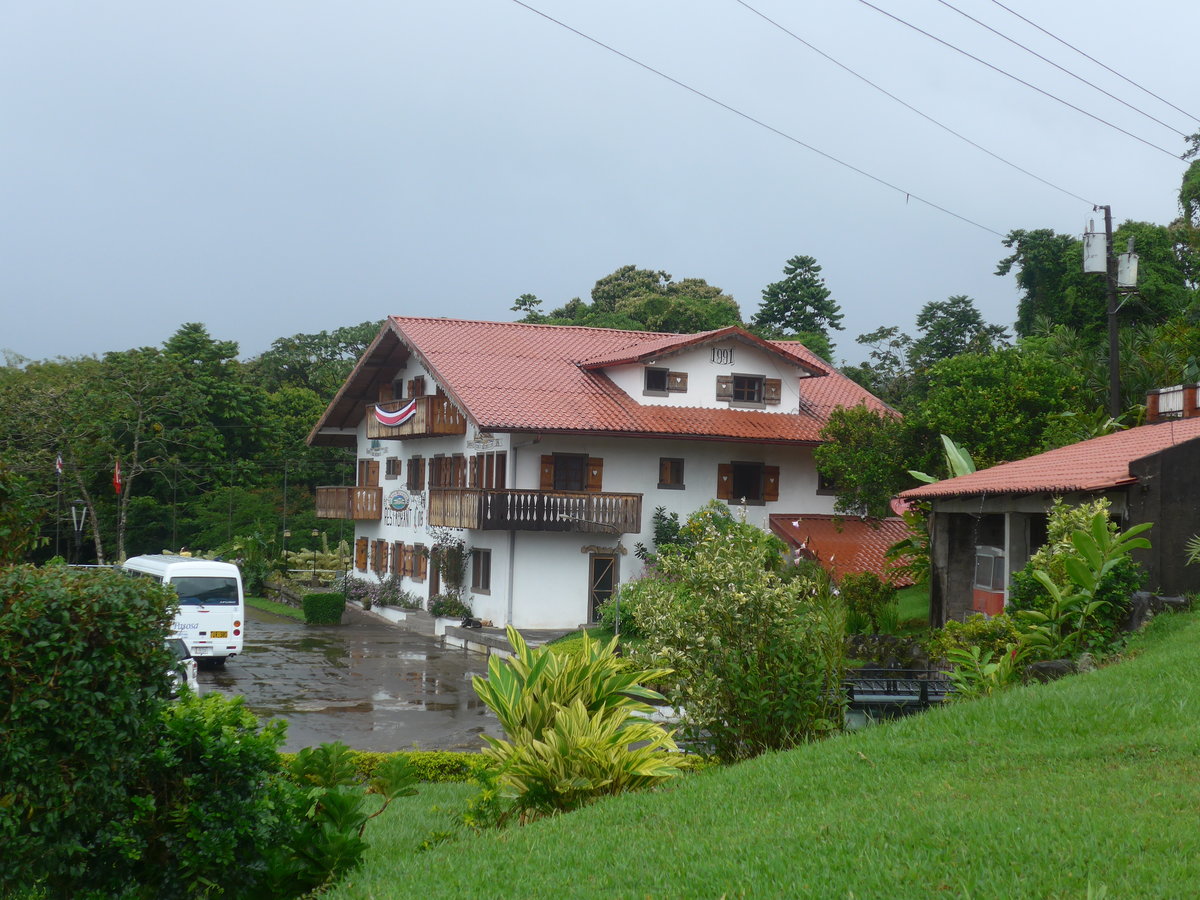 (211'412) - Hotel-Restaurant Los Hroes am 16. November 2019 in Nuevo Arenal, Los Hroes