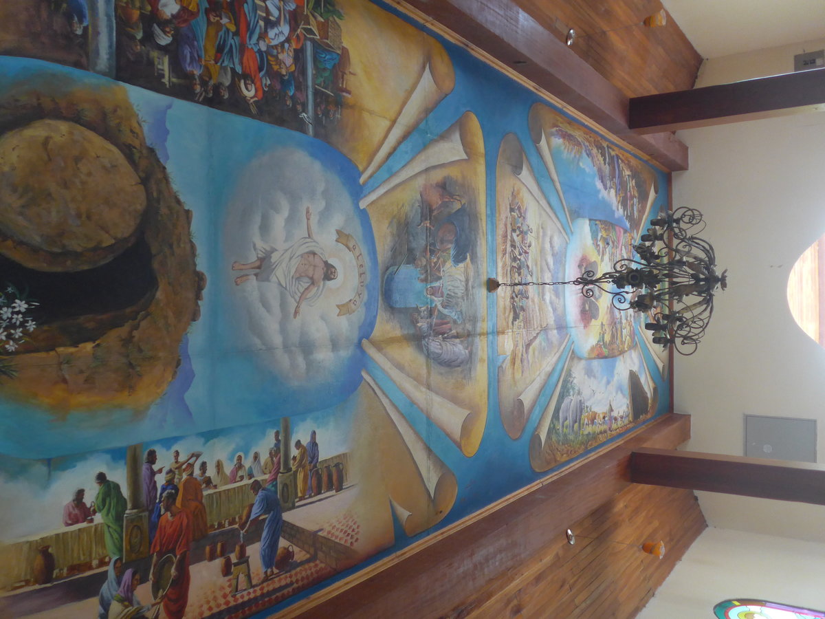 (211'424) - Inneres der Kapelle am 16. November 2019 in Nuevo Arenal, Los Hroes