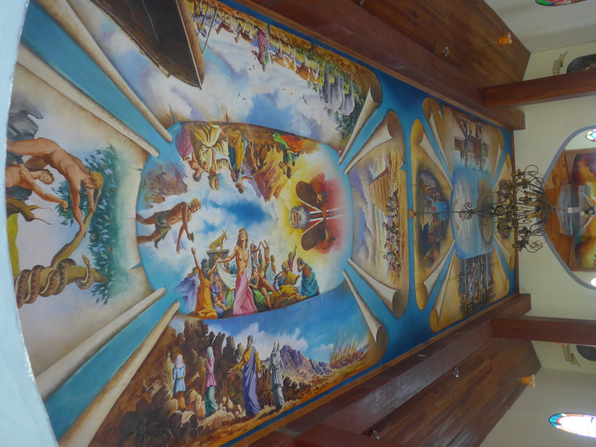 (211'426) - Inneres der Kapelle am 16. November 2019 in Nuevo Arenal, Los Hroes