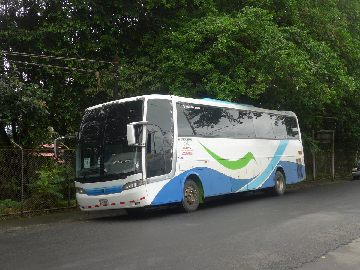 (211'492) - Conozca - 12'209 - Busscar am 17. November 2019 in La Fortuna