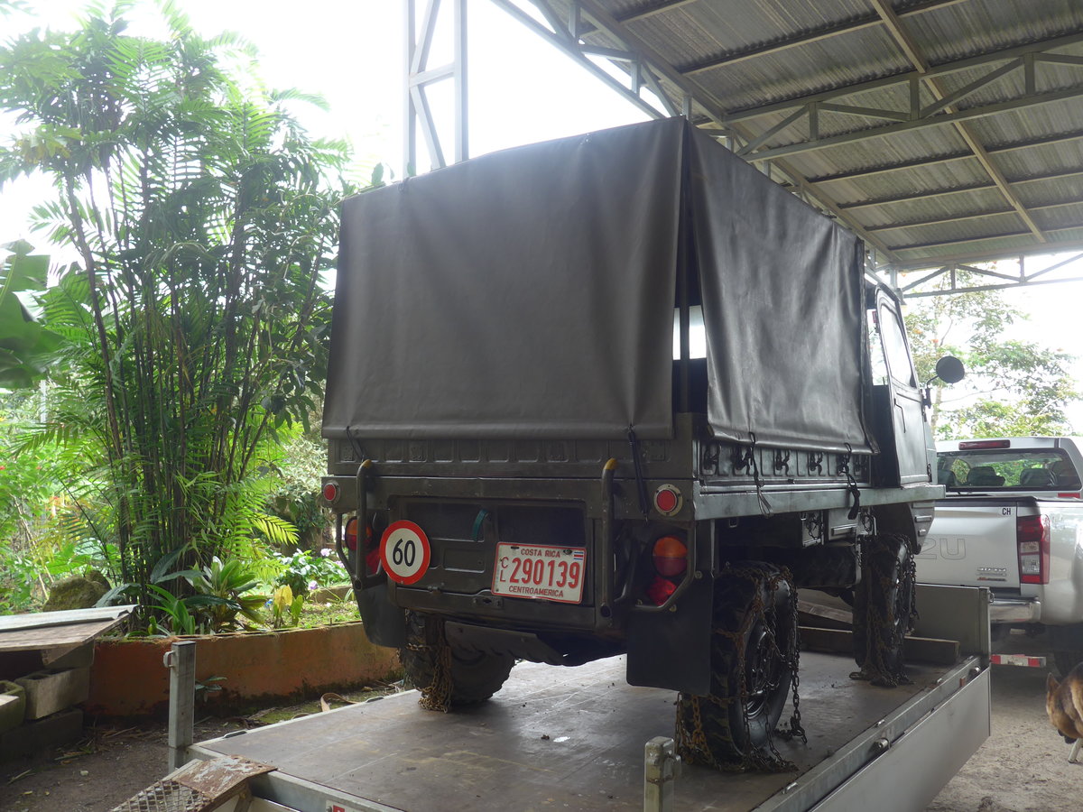 (211'581) - Steyr-Puch - CL 290'139 - am 18. November 2019 in Rio Jsus