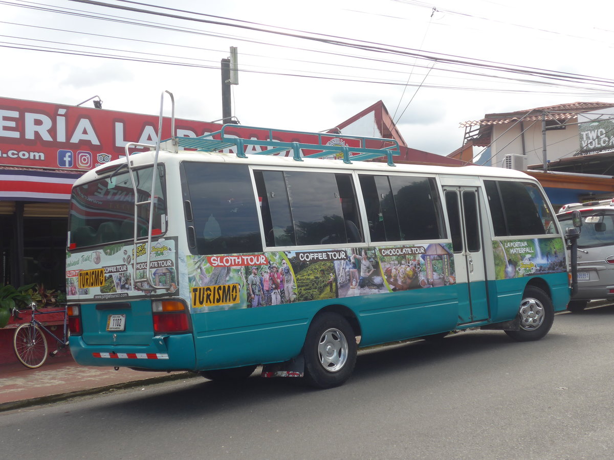 (211'669) - ??? - 1102 - Toyota am 19. November 2019 in La Fortuna