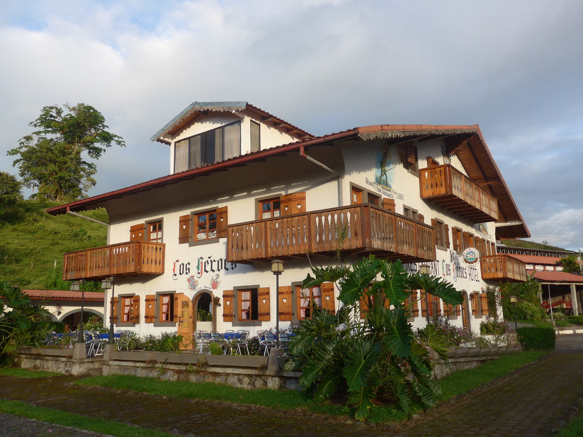 (211'744) - Hotel-Restaurant Los Hroes am 19. November 2019 in Nuevo Arenal, Los Hroes
