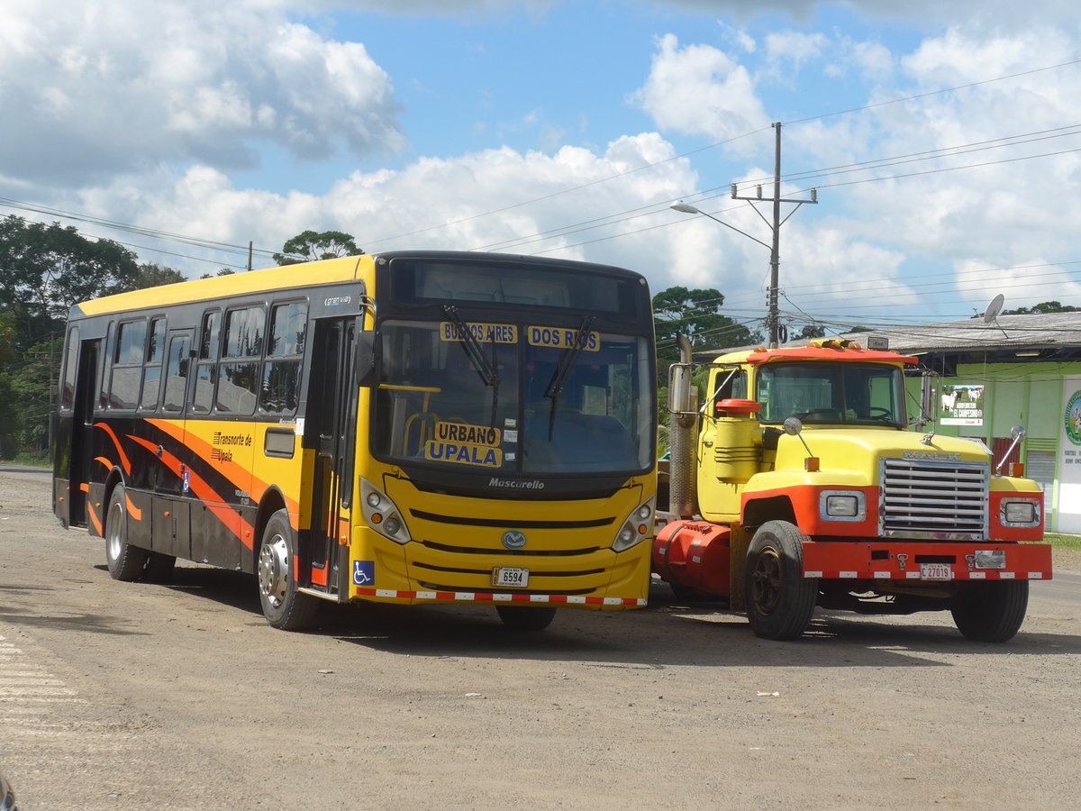 (212'212) - Transnorte de Upala, San Jos - 6594 - Mascarello/VW am 23. November 2019 in Upala, Tankstelle