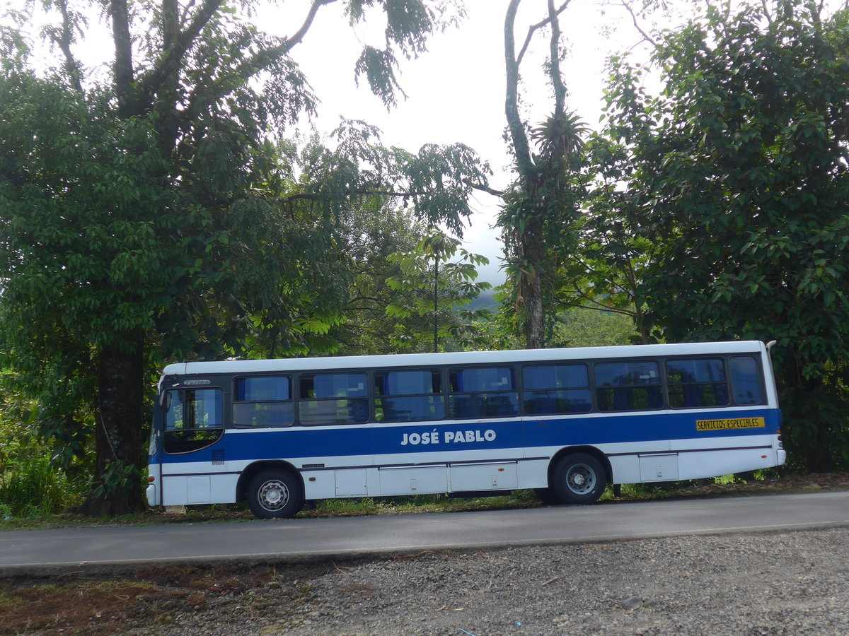 (212'316) - Pablo - 10'101 - Marcopolo/Mercedes am 24. November 2019 in La Fortuna, Termalitas del Arenal