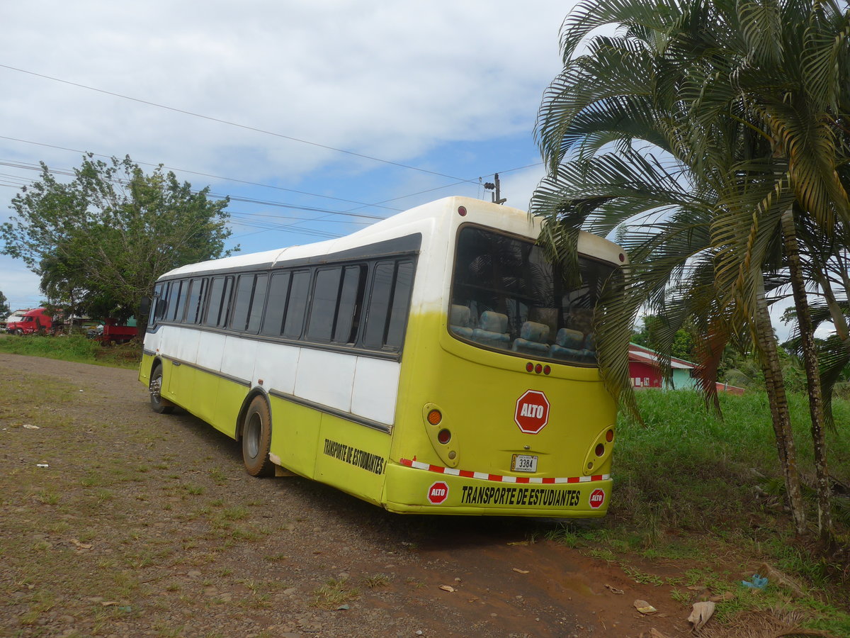 (212'416) - ??? - 3384 - Volvo am 25. November 2019 in Pavon, Tankstelle