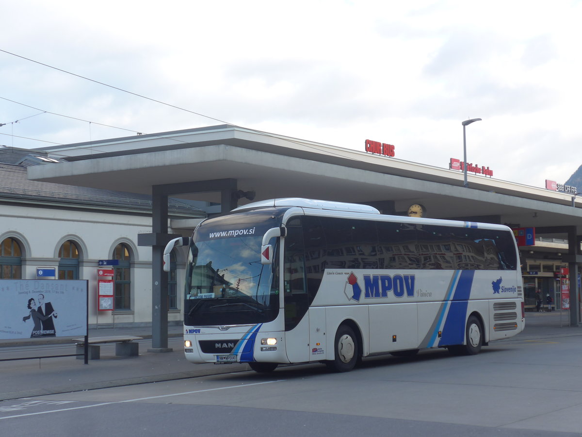 (212'580) - Aus Slowenien: MPOV Vinica, Crnomelj - NM MPOV41 - MAN am 7. Dezember 2019 beim Bahnhof Chur