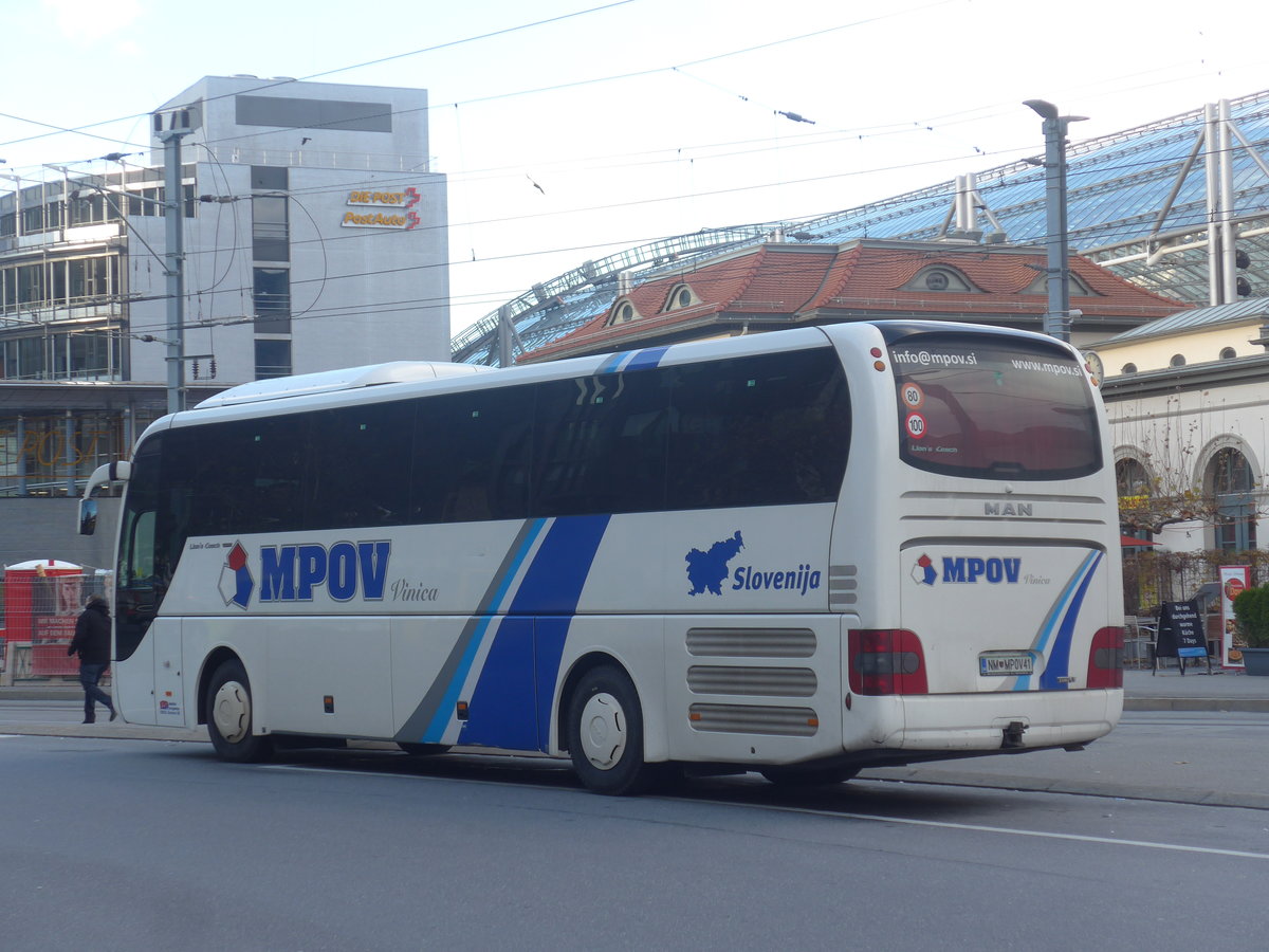 (212'582) - Aus Slowenien: MPOV Vinica, Crnomelj - NM MPOV41 - MAN am 7. Dezember 2019 beim Bahnhof Chur