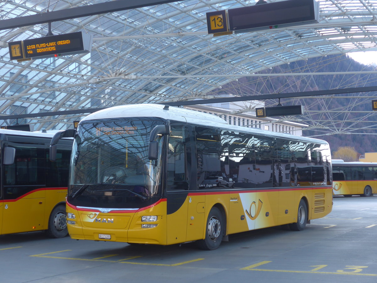 (212'639) - PostAuto Graubnden - GR 173'205 - MAN am 7. Dezember 2019 in Chur, Postautostation