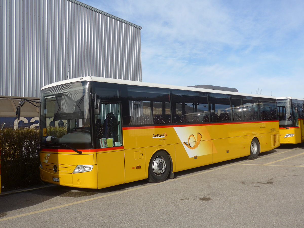 (212'754) - CarPostal Ouest - VD 319'081 - Mercedes am 8. Dezember 2019 in Daillens, Planzer