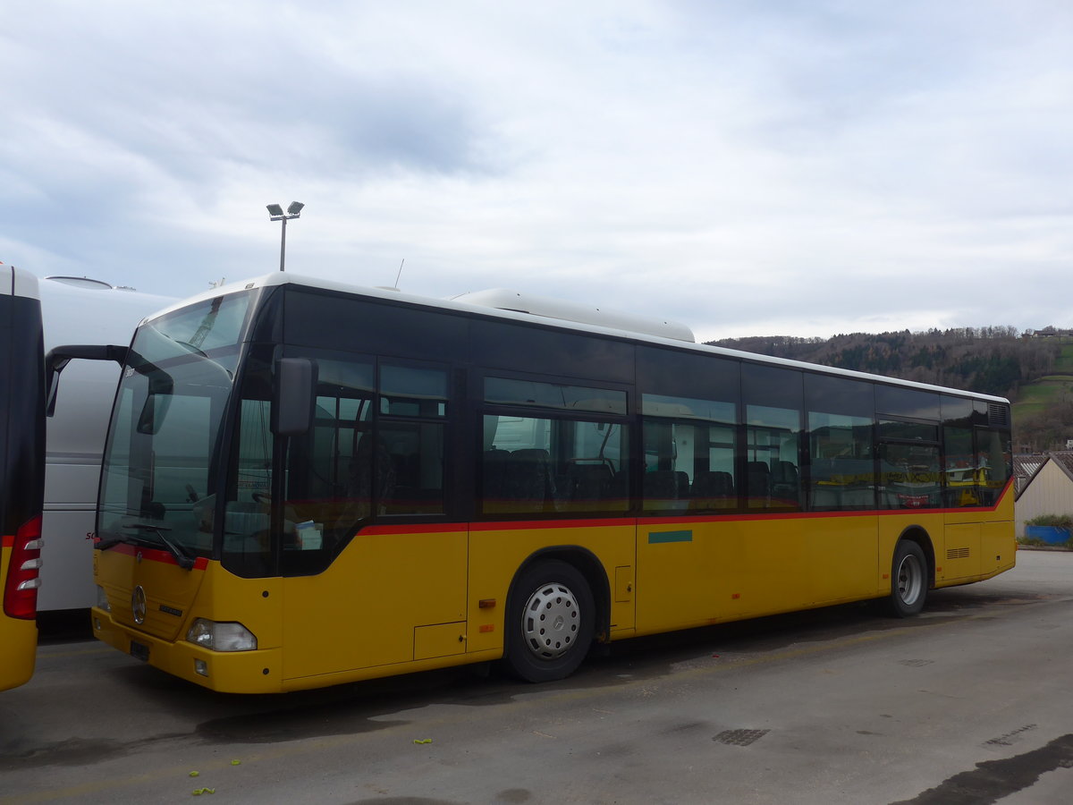 (212'806) - Faucherre, Moudon - (VD 548'087) - Mercedes (ex CarPostal Ouest; ex Favre, Avenches; ex Petter, Lugnorre Nr. 10) am 8. Dezember 2019 in Moudon, Garage