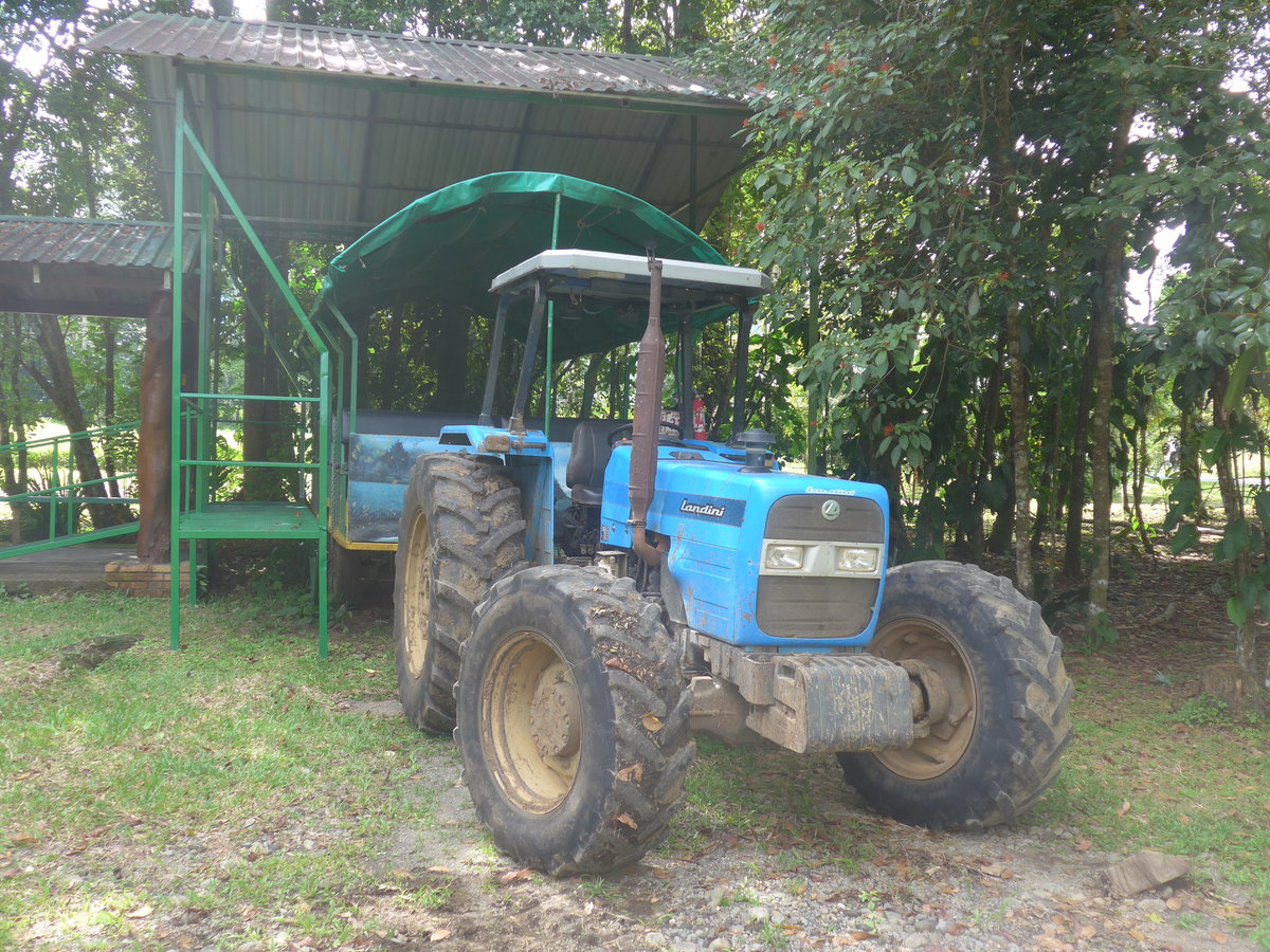 (213'333) - Landini - EE 31'445 - am 24. November 2019 in La Fortuna