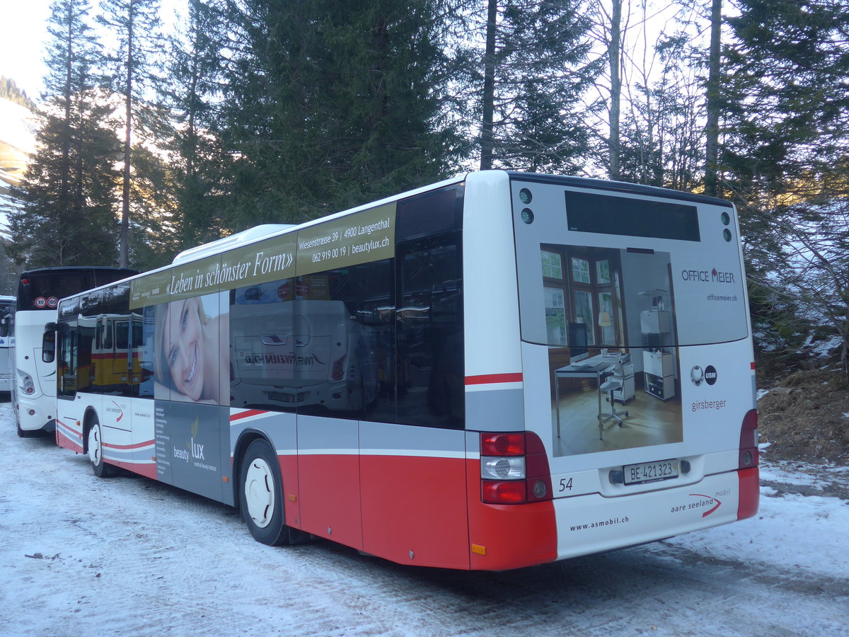 (213'664) - ASm Langenthal - Nr. 54/BE 421'323 - MAN am 11. Januar 2020 in Adelboden, Unter dem Birg