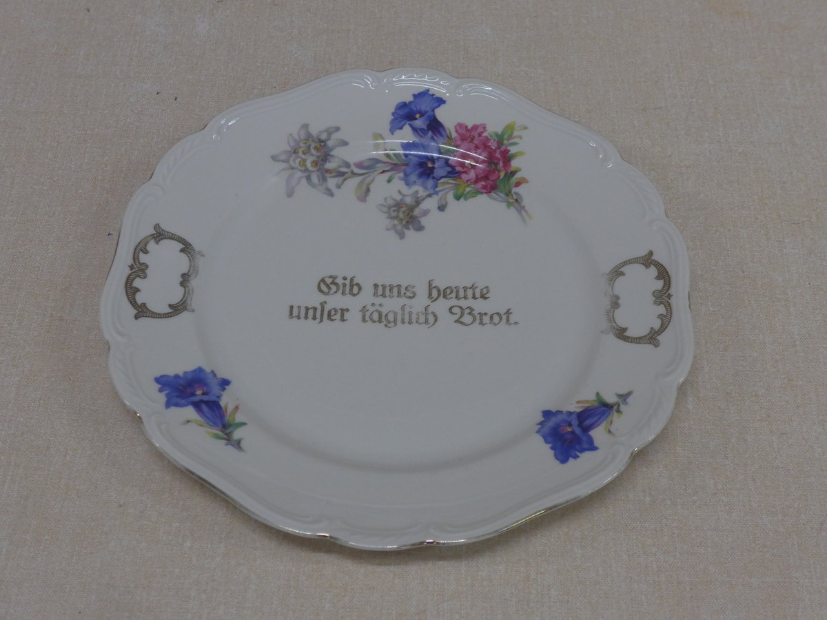 (213'997) - Teller  Gib uns heute unser tglich Brot  am 25. Januar 2020 im BrockiShop Thun