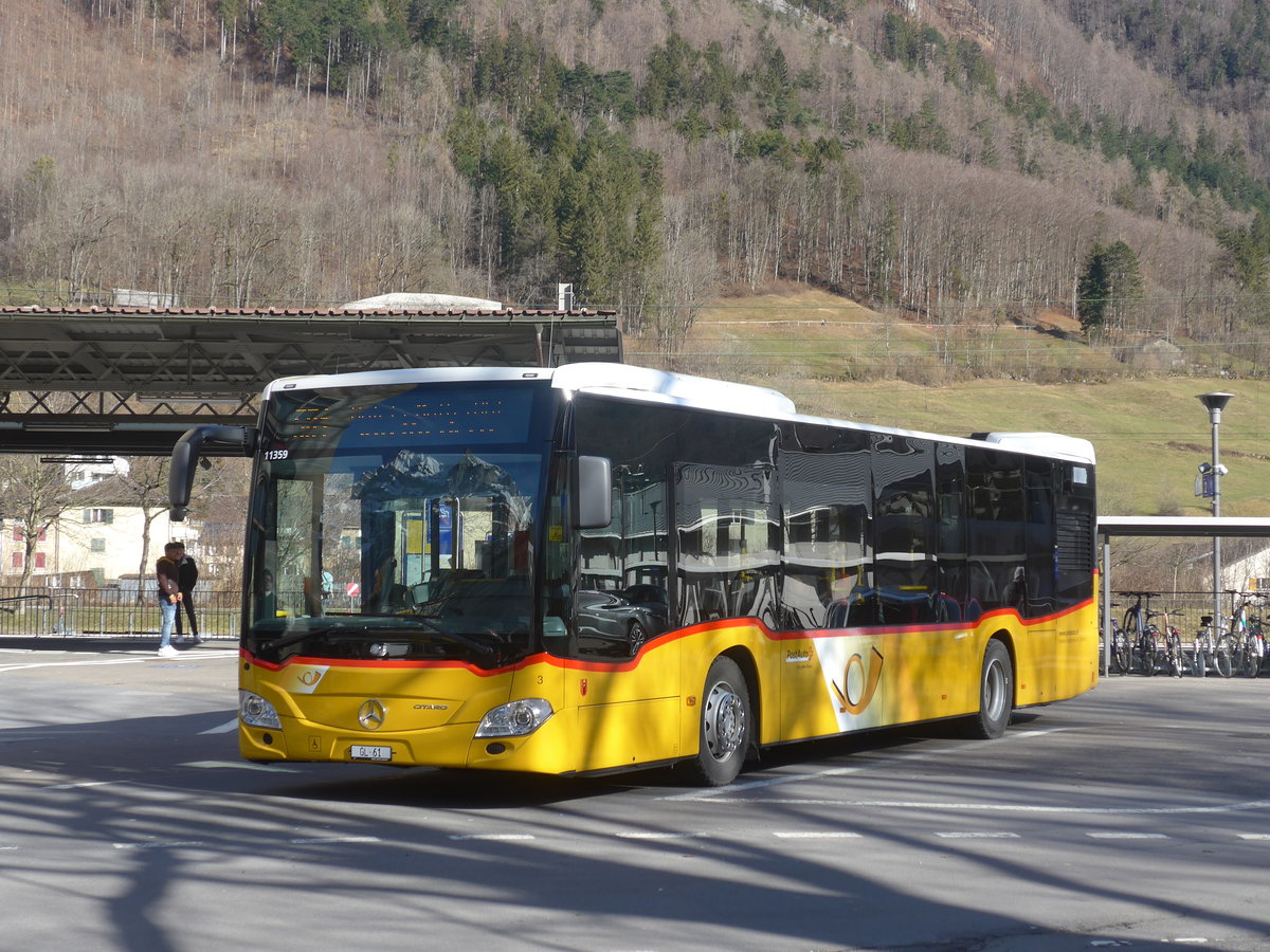 (214'199) - Niederer, Filzbach - Nr. 3/GL 61 - Mercedes am 15. Februar 2020 beim Bahnhof Glarus