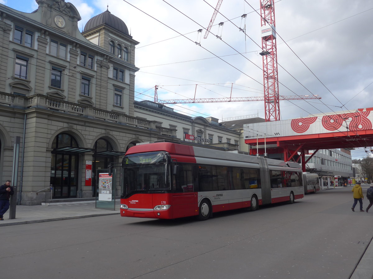 (214'458) - SW Winterthur - Nr. 178 - Solaris Gelenktrolleybus am 18. Februar 2020 beim Hauptbahnhof Winterthur