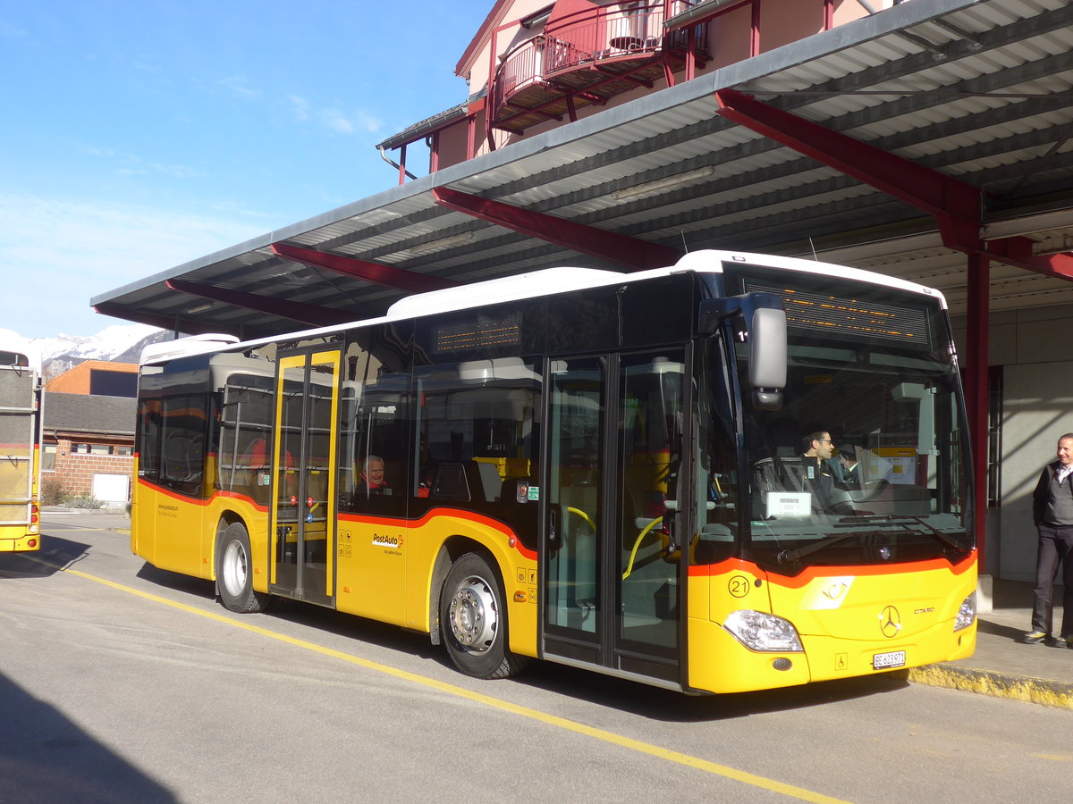 (215'066) - Flck, Brienz - Nr. 21/BE 623'971 - Mercedes am 8. Mrz 2020 in Meiringen, Postautostation