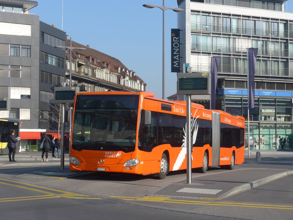 (215'568) - STI Thun - Nr. 171/BE 752'171 - Mercedes am 27. Mrz 2020 beim Bahnhof Thun