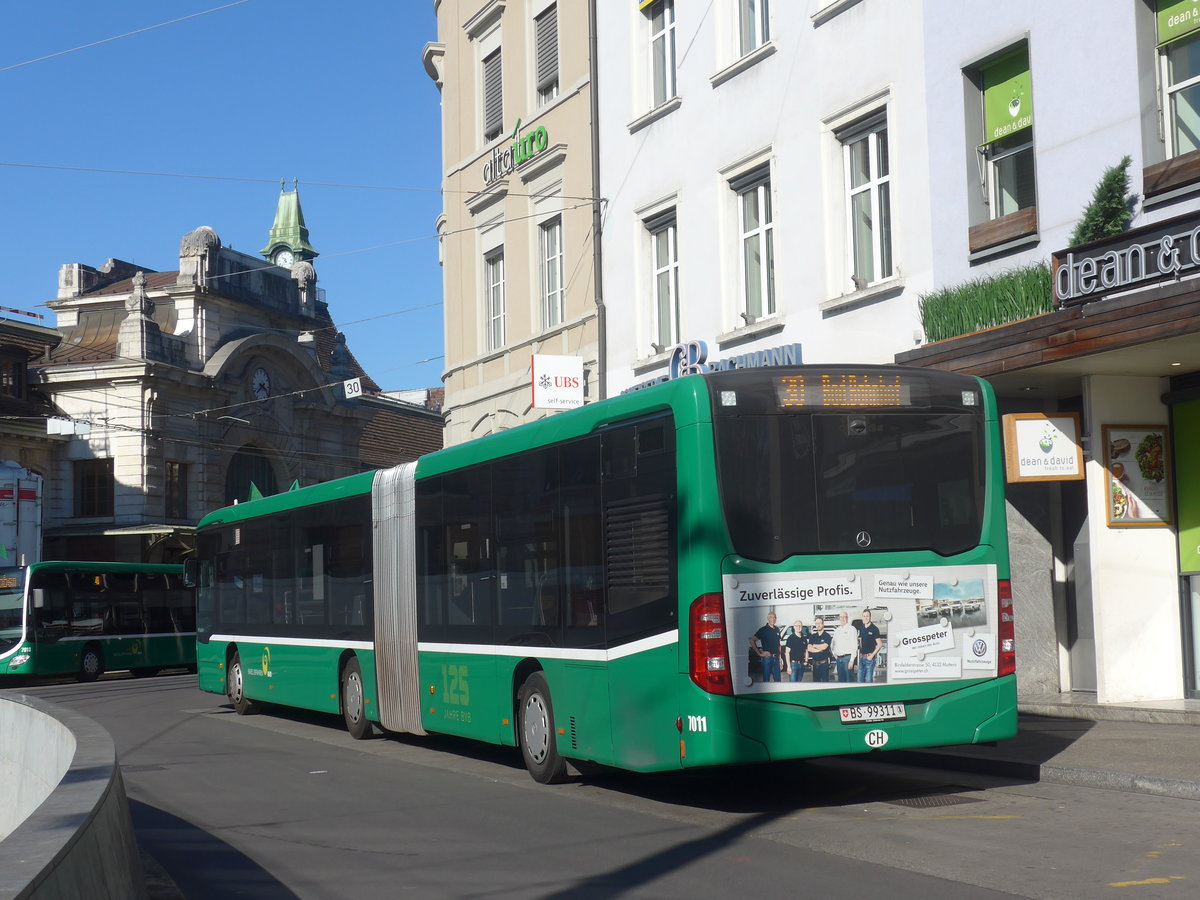 (215'709) - BVB Basel - Nr. 7011/BS 99'311 - Mercedes am 31. Mrz 2020 beim Bahnhof Basel