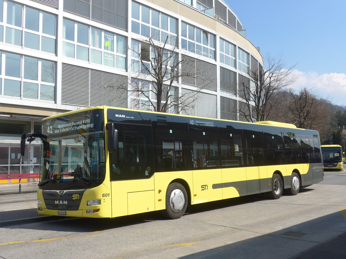 (215'796) - STI Thun - Nr. 601/BE 865'601 - MAN am 2. April 2020 beim Bahnhof Thun