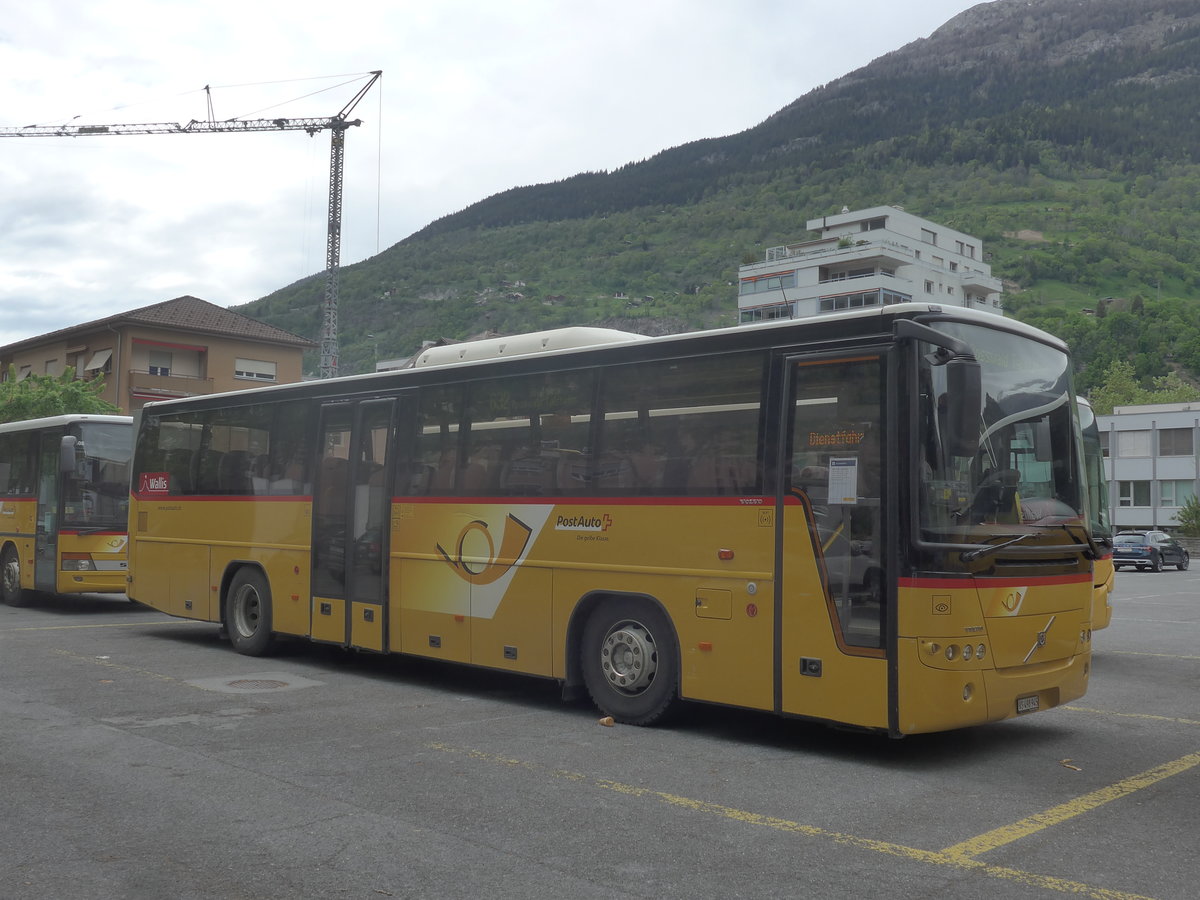 (216'568) - PostAuto Wallis - VS 498'945 - Volvo (ex PostAuto Graubnden GR 180'030; ex Reptrans,, Salouf; ex PostAuto Graubnden GR 102'313) am 28. April 2020 in Brig, Garage