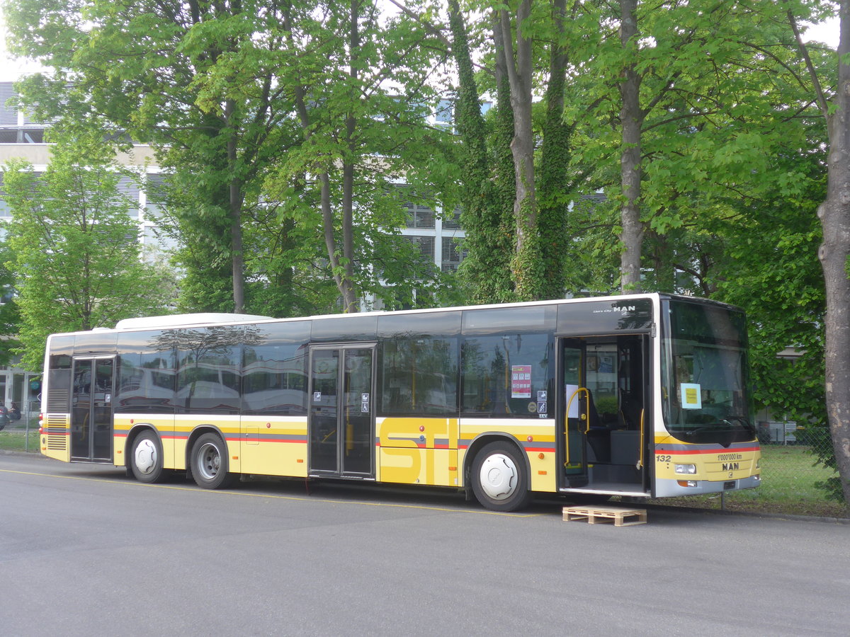 (216'788) - STI Thun - Nr. 132 - MAN am 8. Mai 2020 bei der Schifflndte Thun