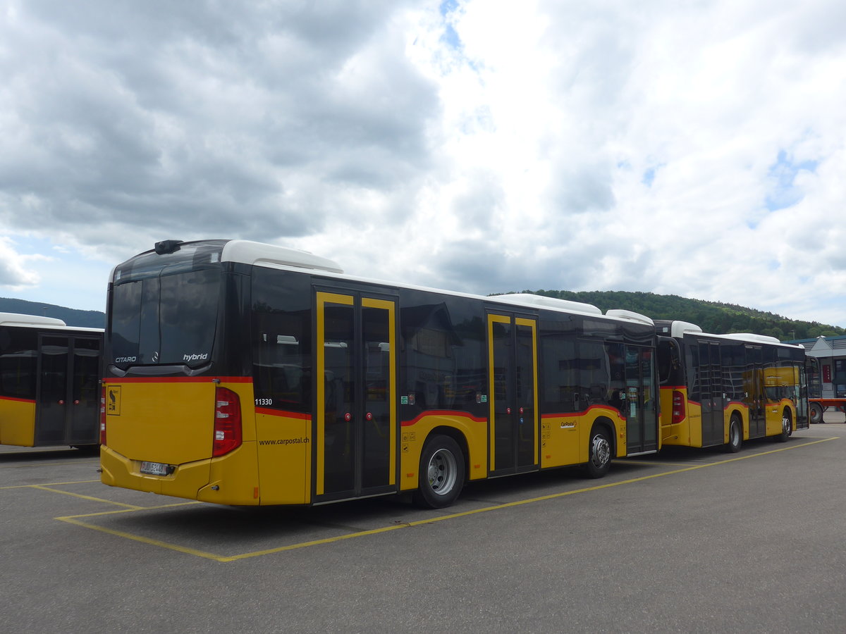 (216'955) - CarPostal Ouest - JU 52'448 - Mercedes am 10. Mai 2020 in Develier, Parkplatz