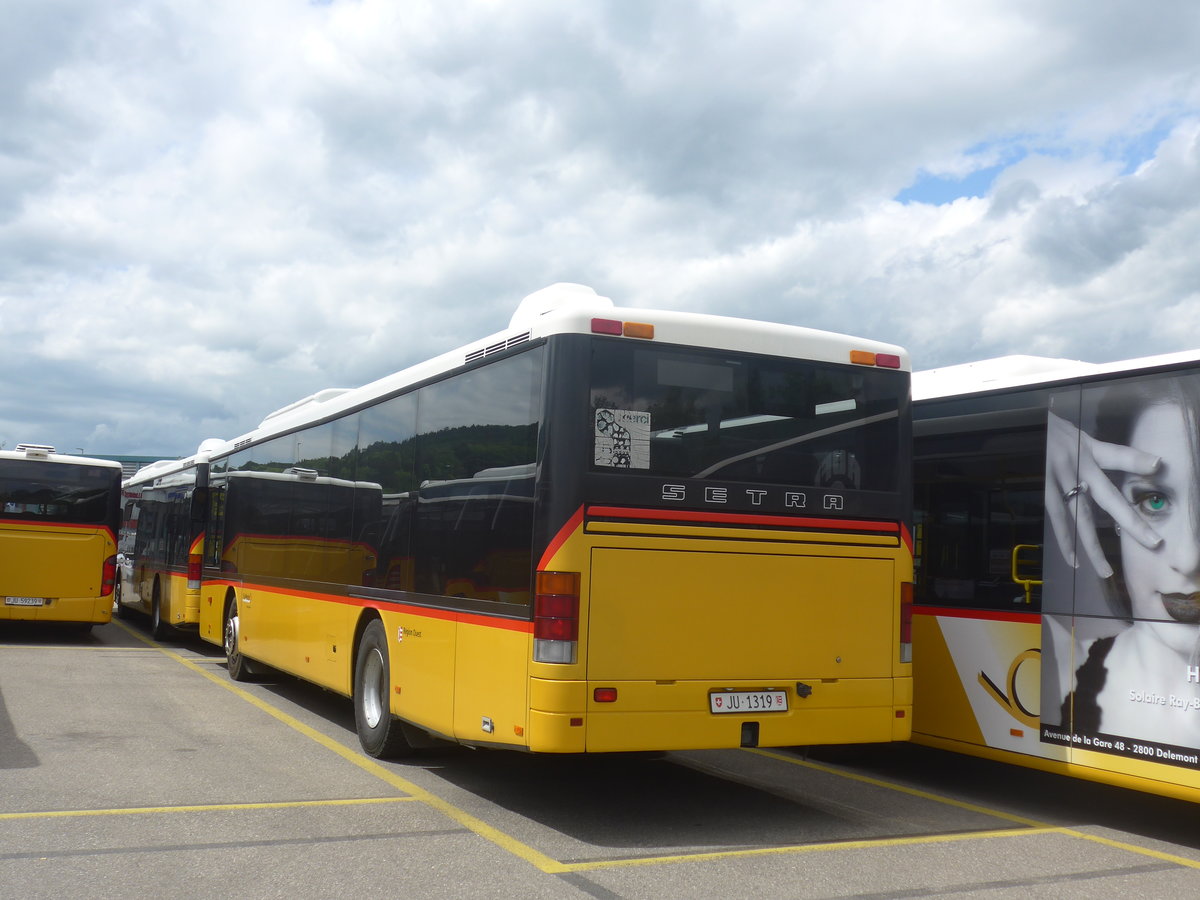 (216'962) - CarPostal Ouest - JU 1319 - Setra (ex Nr. 52; ex Stucki, Porrentruy Nr. 21) am 10. Mai 2020 in Develier, Parkplatz