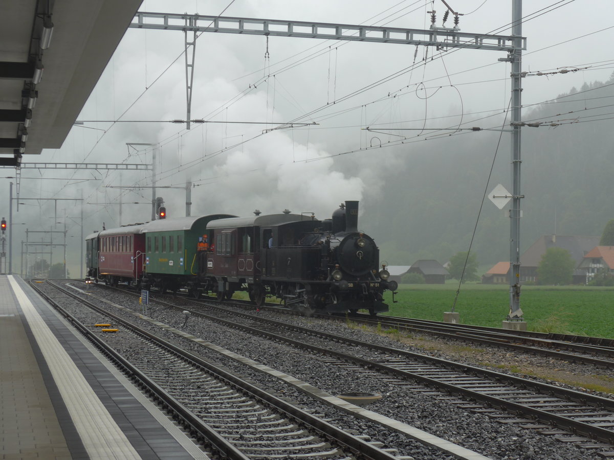 (217'928) - BSB-Dampflokomotive - Nr. 51 - am 14. Juni 2020 im Bahnhof Sumiswald-Grnen
