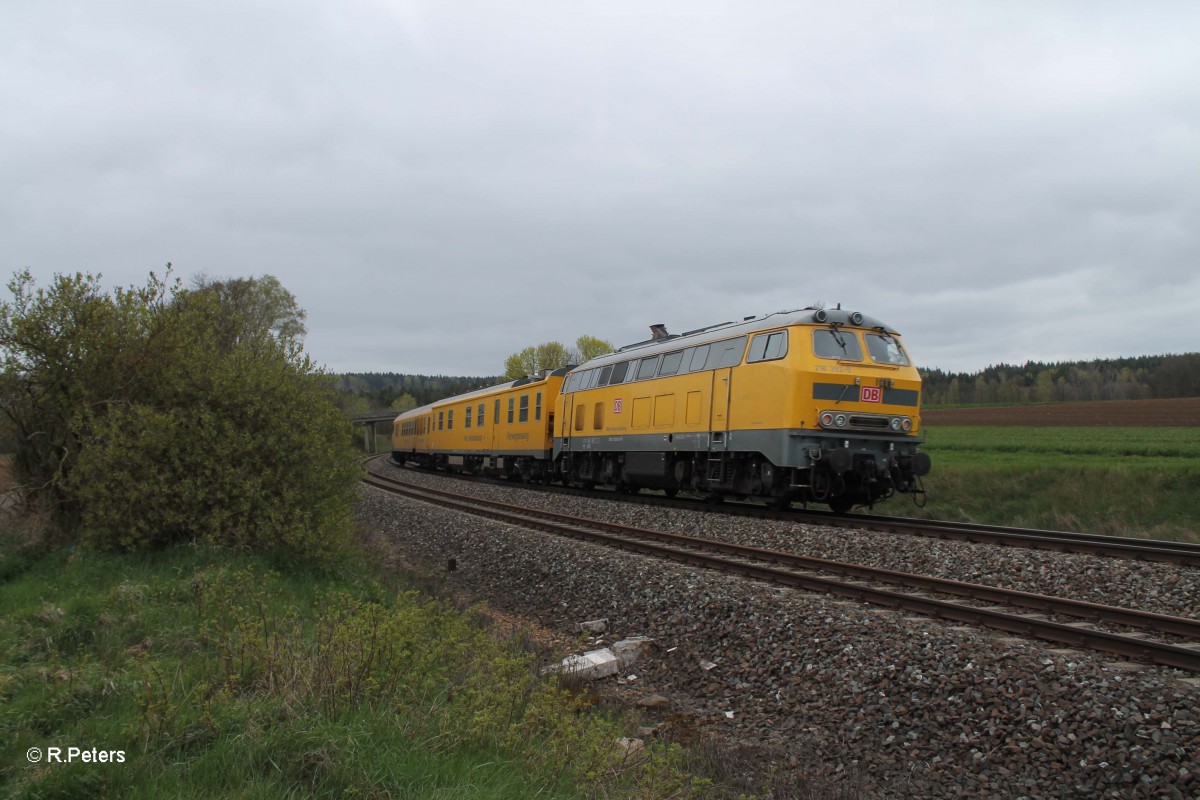 218 392-9 schiebt den Fahrwegmesszug der DB Netz und Instandsetztung Systemtechnik von Nürnberg nach Hof bei Oberteich. 15.04.14