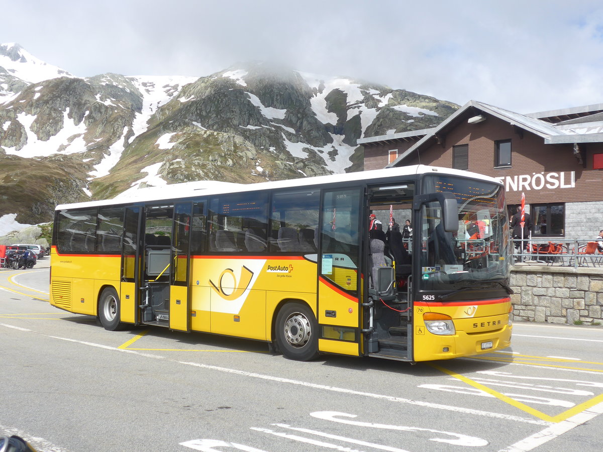 (218'077) - PostAuto Bern - Nr. 70/BE 653'387 - Setra am 21. Juni 2020 in Grimsel, Passhhe